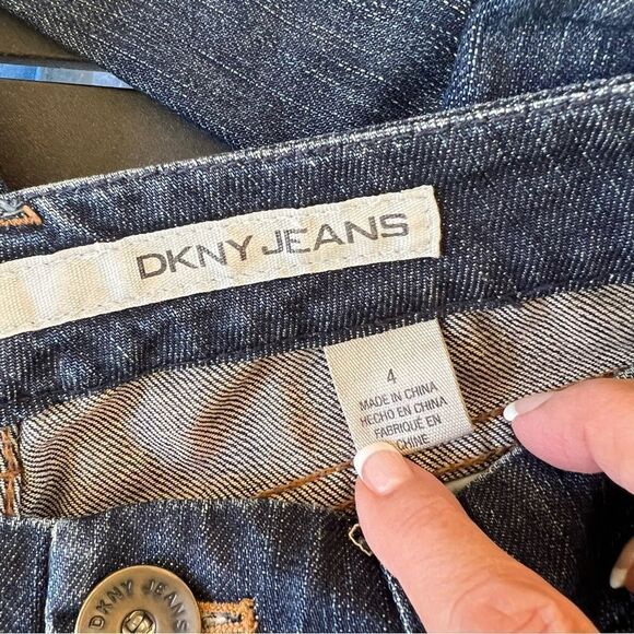 DKNY Jeans Skinny Low Rise Dark Denim size 4 - Picture 4 of 4